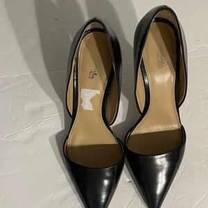 Michael Kors Black Pointed Heels D’Orsay with cutout sides size 9